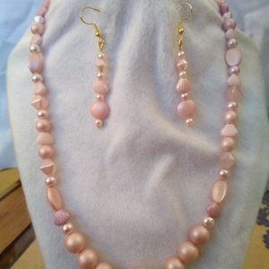 Necklace set
